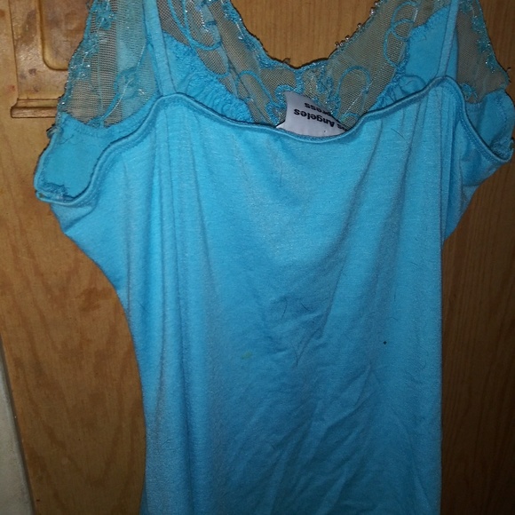 Top - Picture 2 of 3